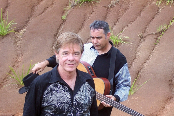 Poco Loco - Barry Ferrier & Brian Watt