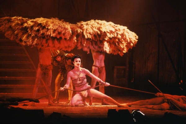 lindasay-kemp-salome-5-webA9926A87-4A68-9AF4-478A-0CD7F73E7164.jpg