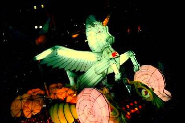 expo-88-nightparade10B3B2B944-BCB3-8D7D-0B08-A4AA4FF24651.jpg