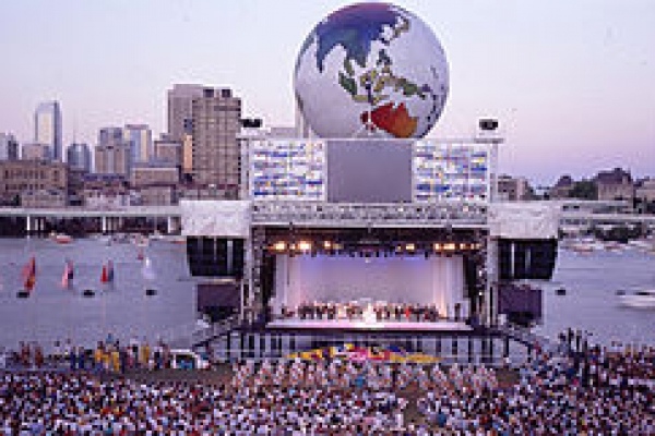 expo-88-riverstage4FFF3471-F366-A209-EA72-5F5444508B5C.jpg