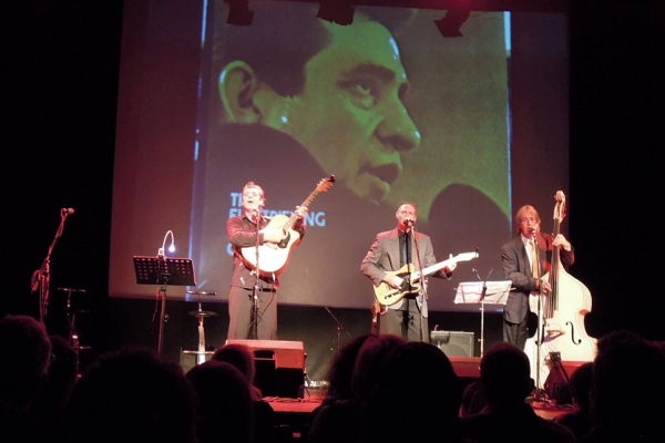 johnny-cash-show-starcourt-33070864A-2EEB-E272-7838-FF1EC22FD9DA.jpg